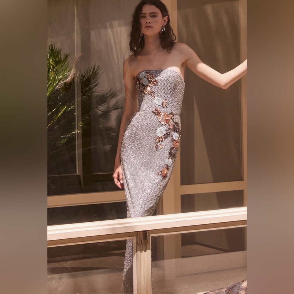 Helsi | Silvia Floral Sequin Strapless Cocktail Dress - Picture 4 of 8